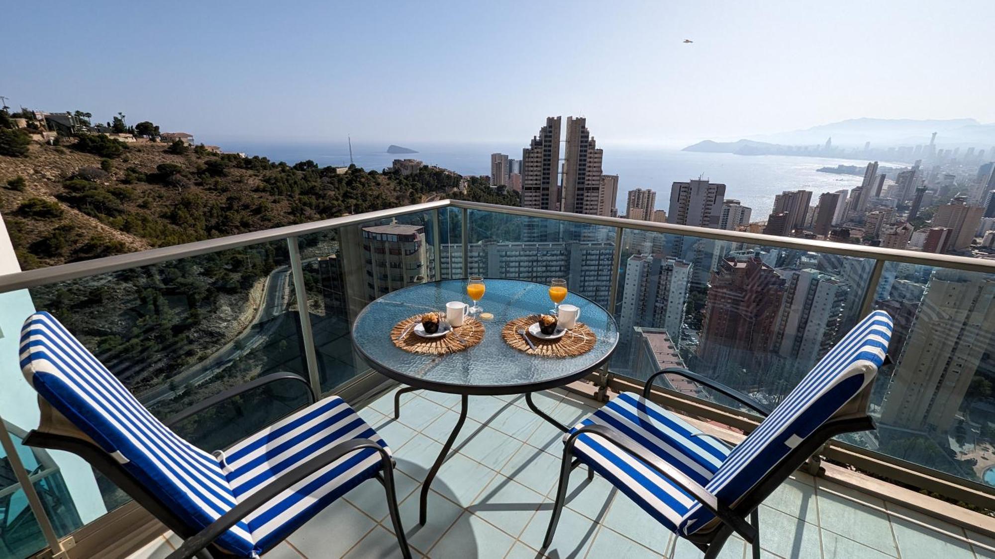 Torre Lugano Sea View Apartment Μπένιντορμ Εξωτερικό φωτογραφία